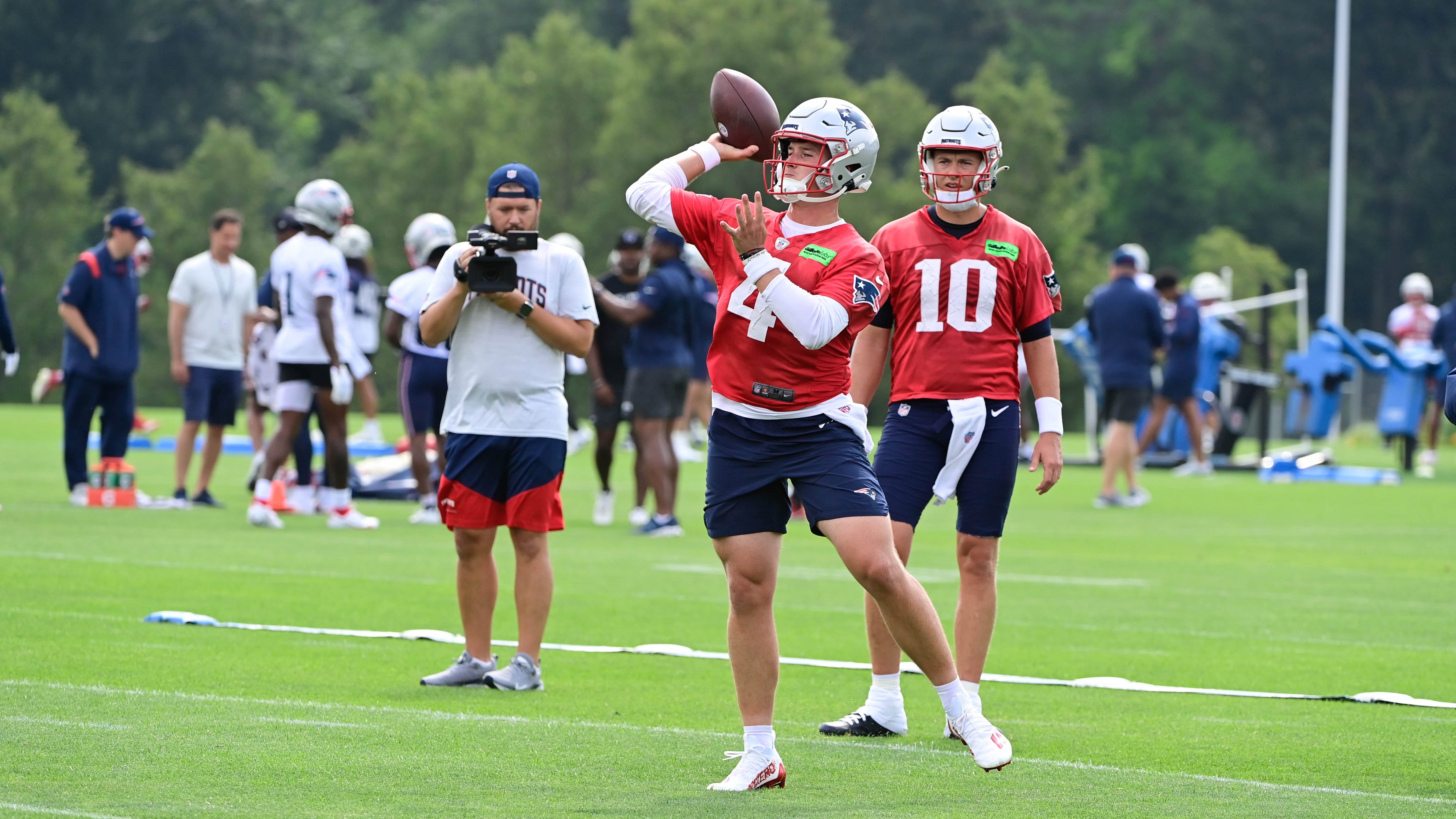 The NFL's emergency QB rule clarification (change) is disadvantageous to the Patriots