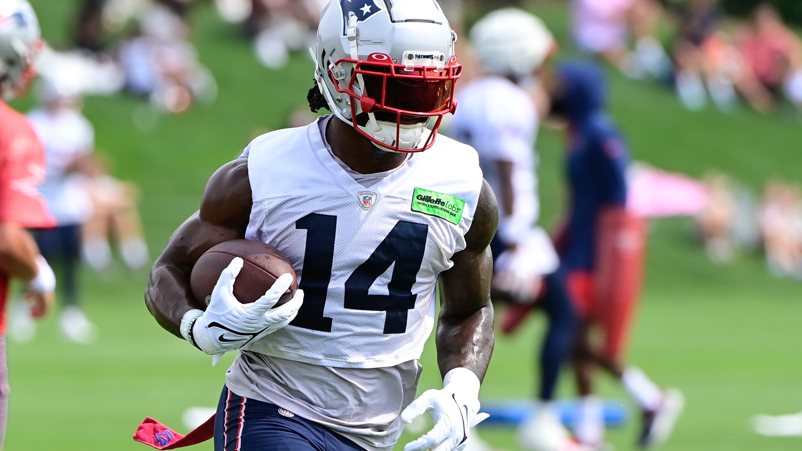 Patriots training camp notebook: Injuries, absences, returns the story of Tuesday’s session
