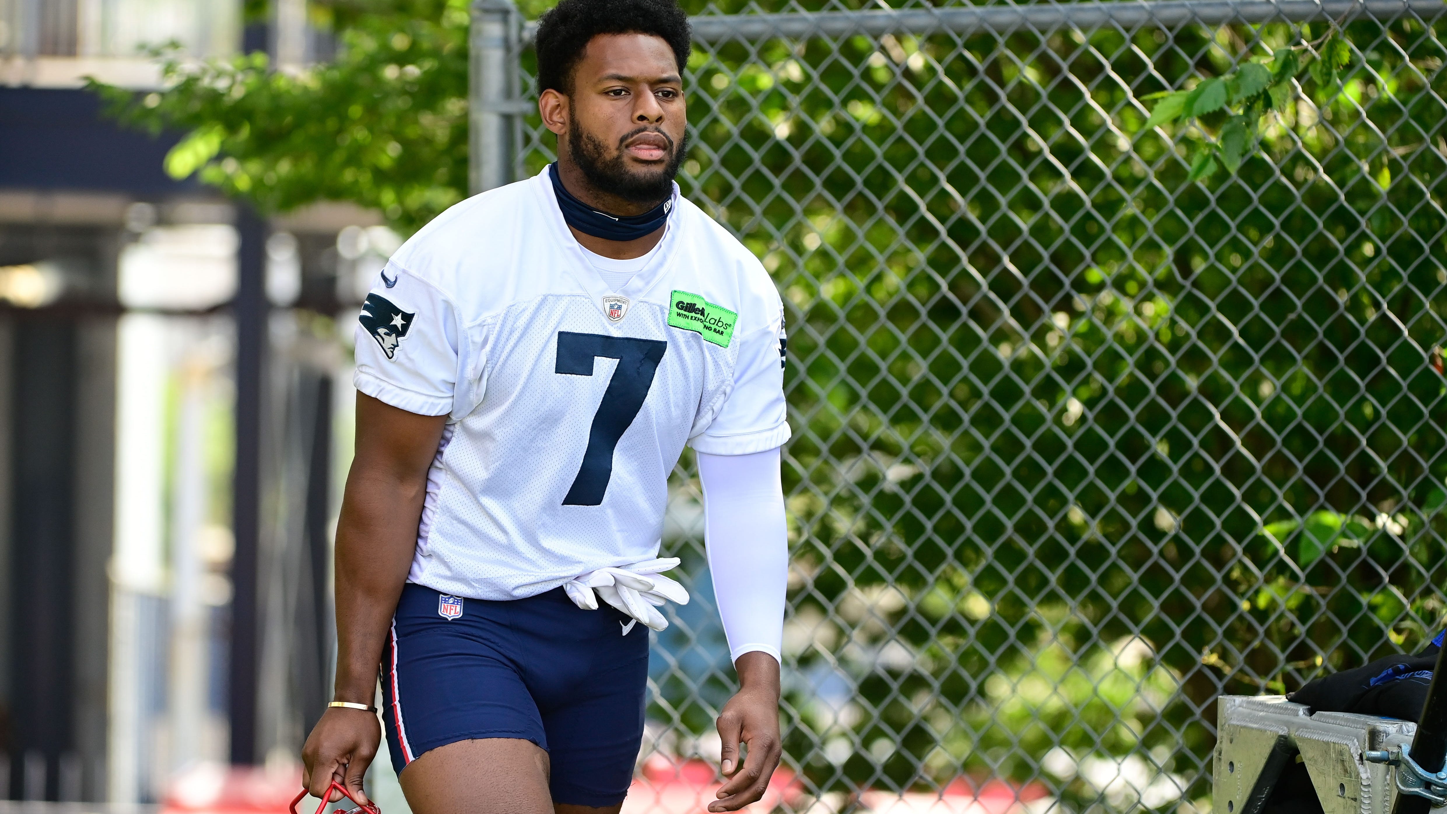 Patriots Practice Report: JuJu Smith-Schuster returns, two new faces