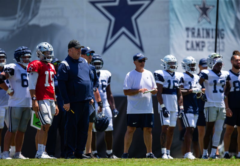 Cowboys break camp in Oxnard today