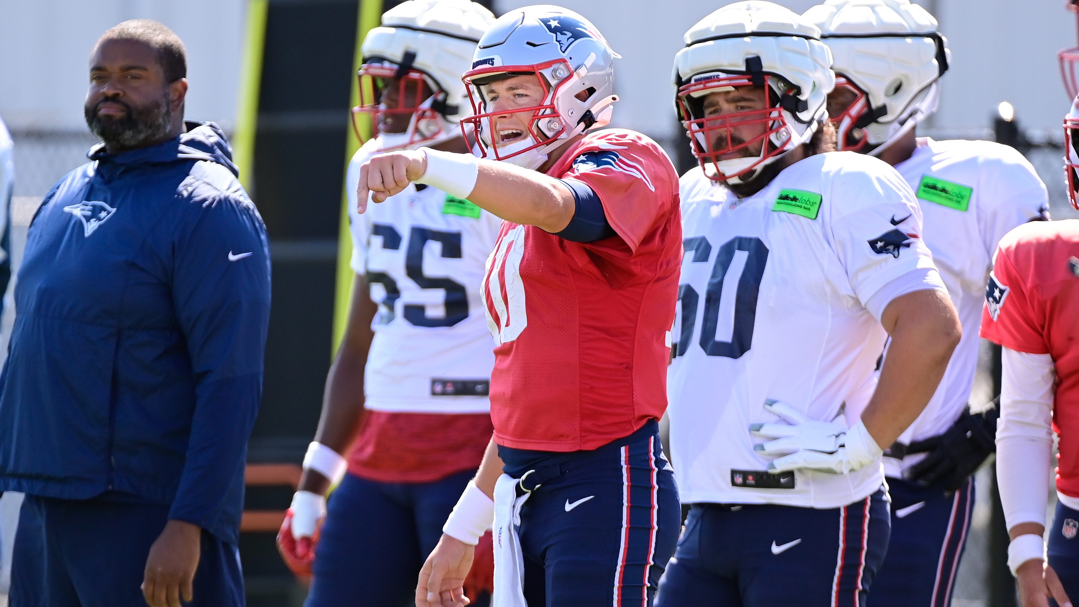 Day 7 Patriots training camp notebook: Mac Jones cooks, offense clicks for first defiant win of summer