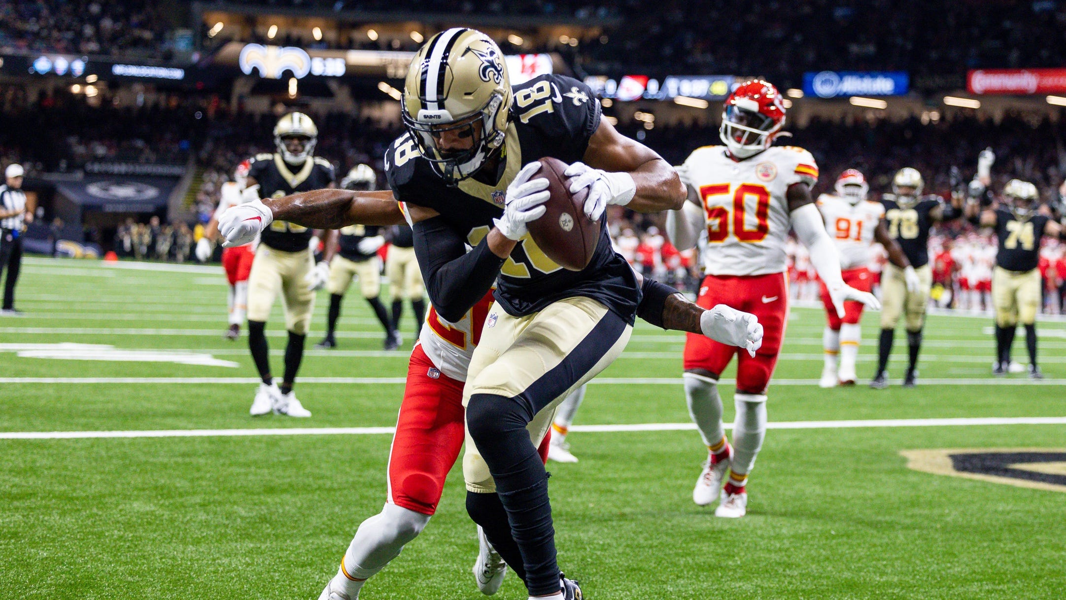 Keith Kirkwood is one of Derek Carr’s favorite targets, and it’s no coincidence
