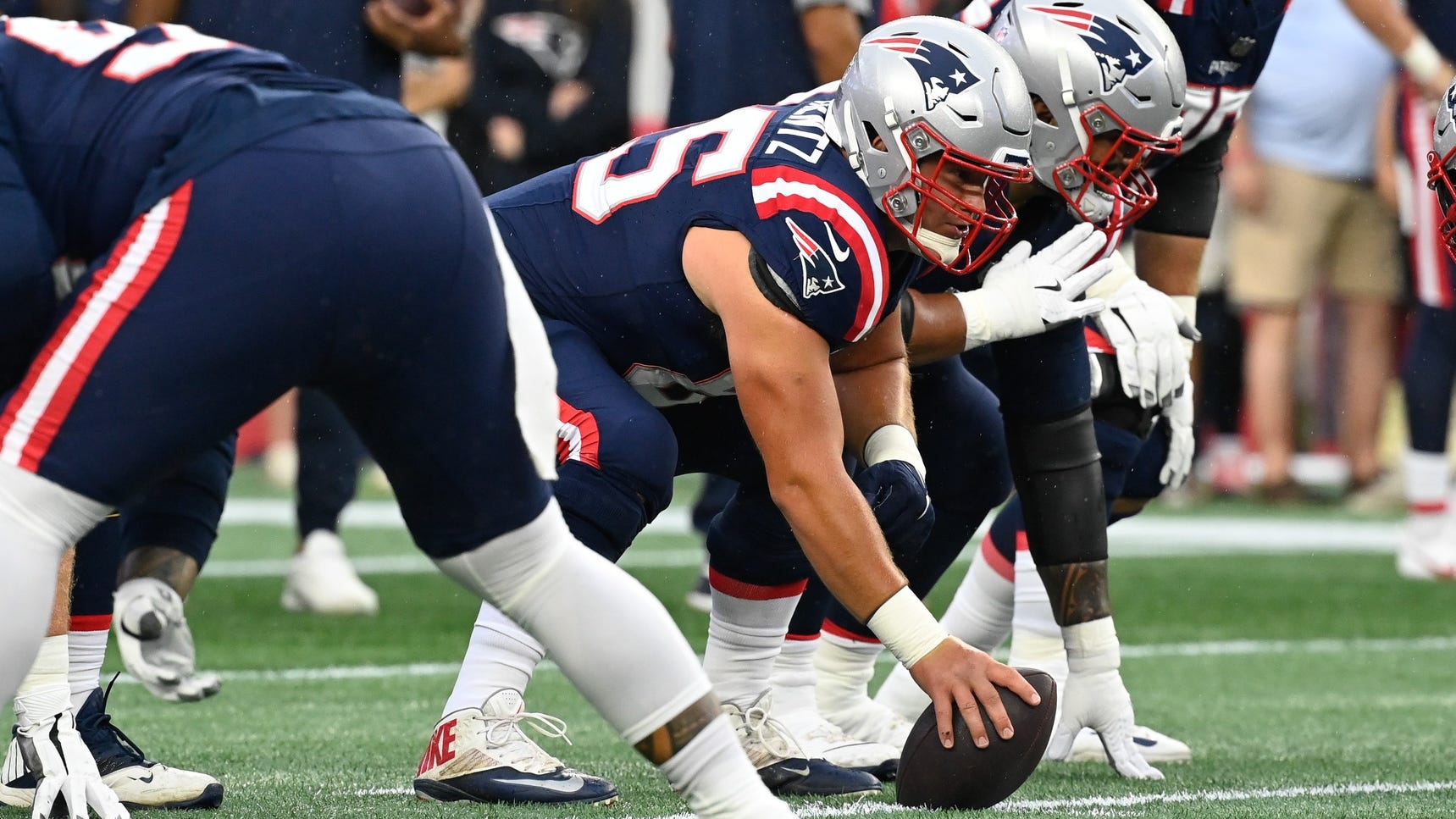 Patriots center James Ferentz announces retirement via Instagram
