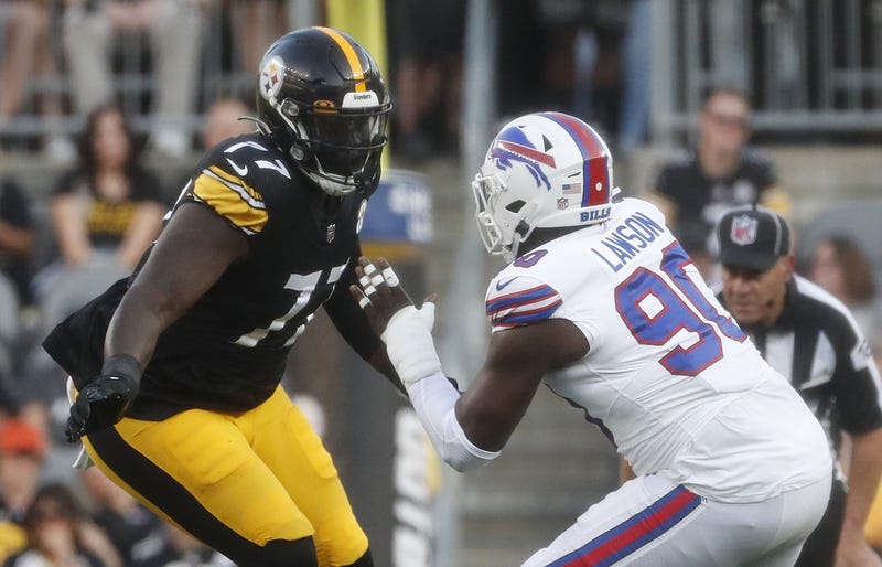 Broderick Jones vs Buffalo