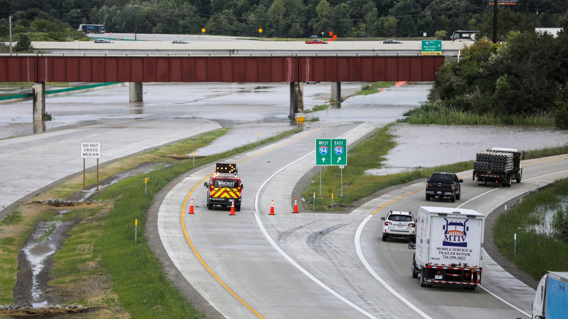 Flooding shuts down I-275 at I-94, other Metro Detroit freeways after another evening of heavy storms
