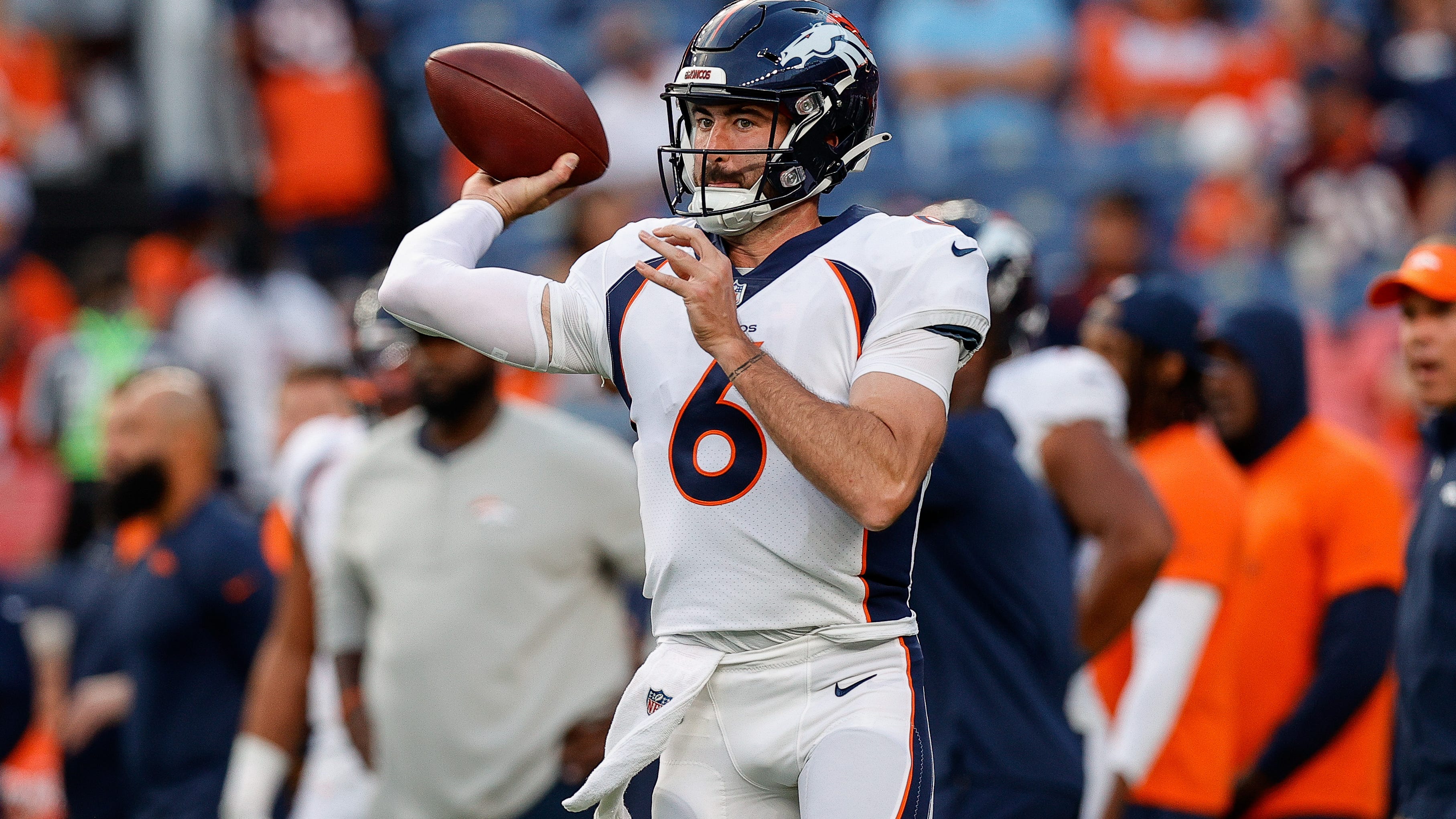 Bills sign quarterback Ben DiNucci