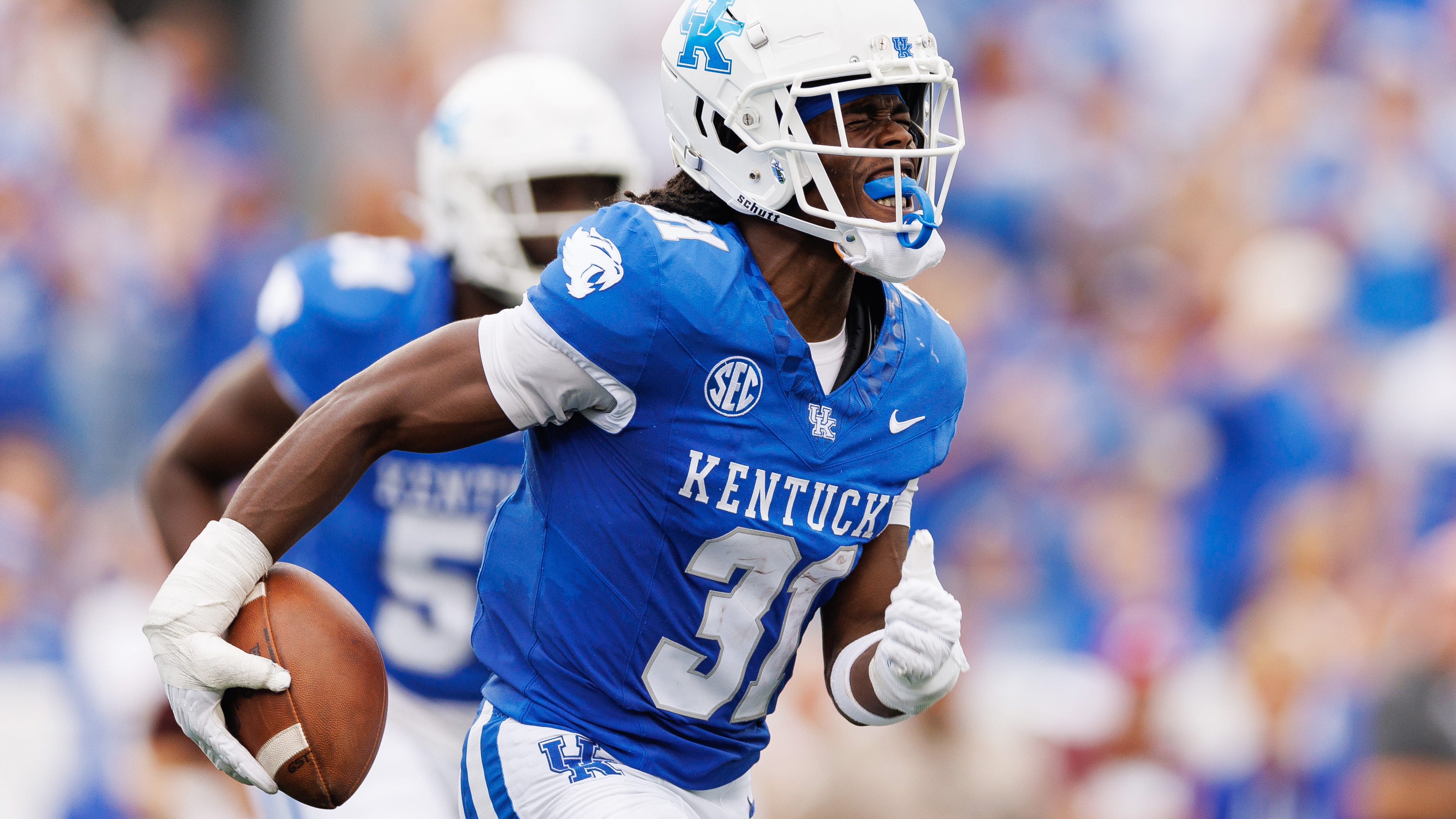 Capaccio: Bills stick to defense, and SEC, with first three picks