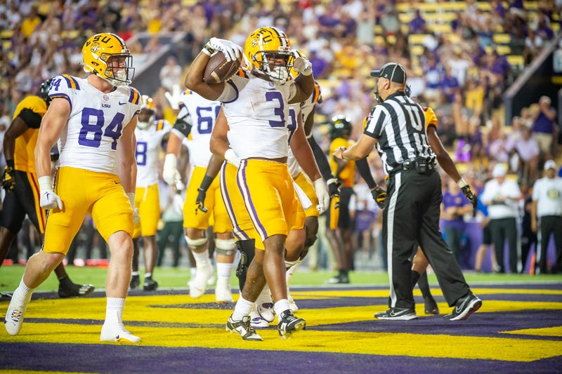 Running back Logan Diggs 3 runs the ball as the LSU Tigers take on Grambling State