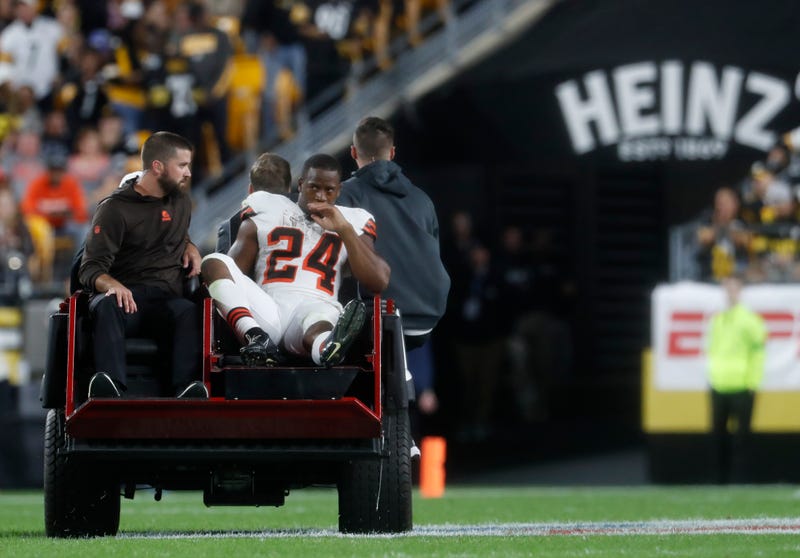 Steelers Fans Chant "Chubb-Chubb-Chubb" While RB Carted Off