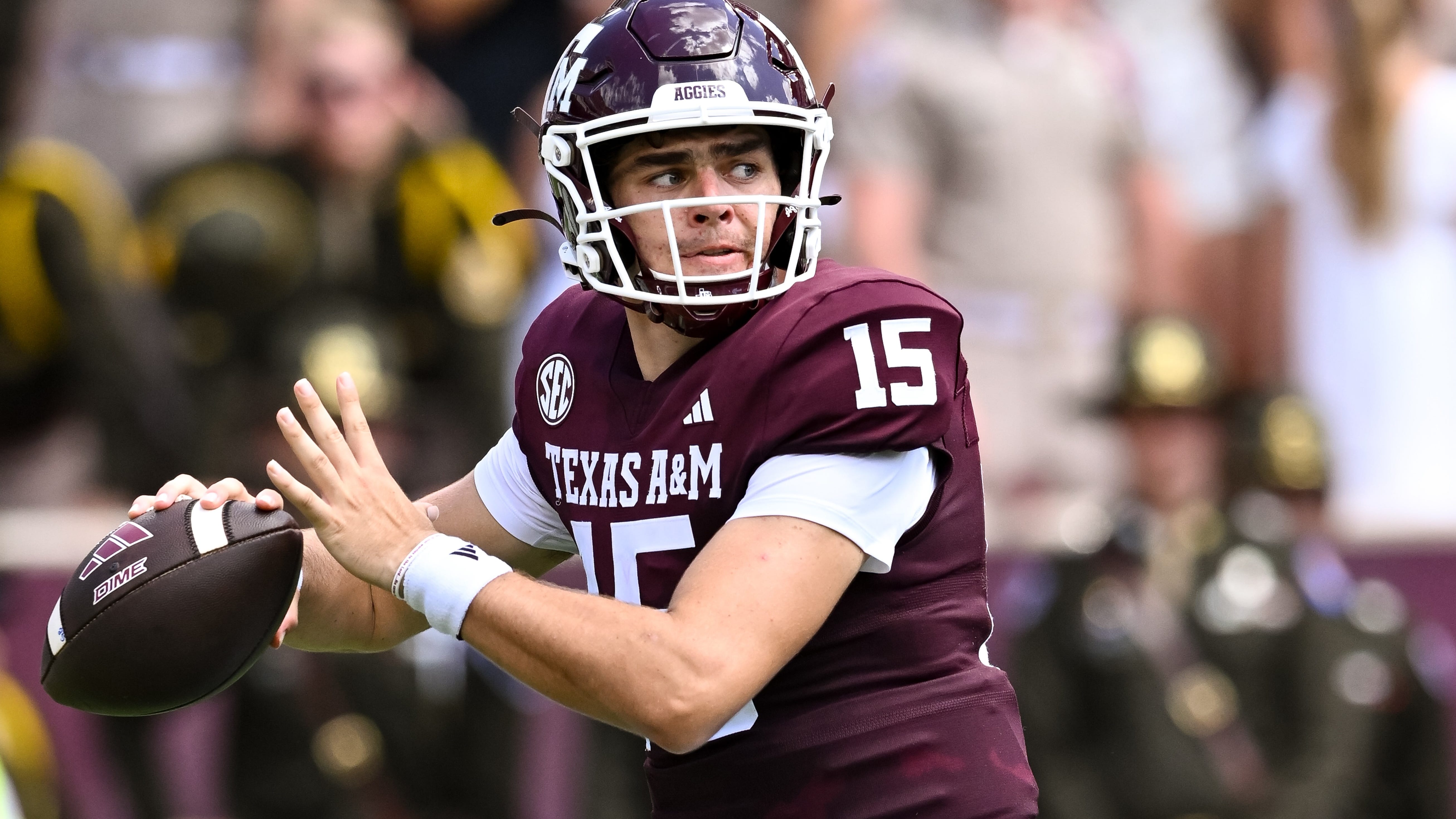 #7 Notre Dame Fighting Irish at #20 Texas A&M Aggies Week 1 Preview: Best Bet, Odds & Prediction | BetQL