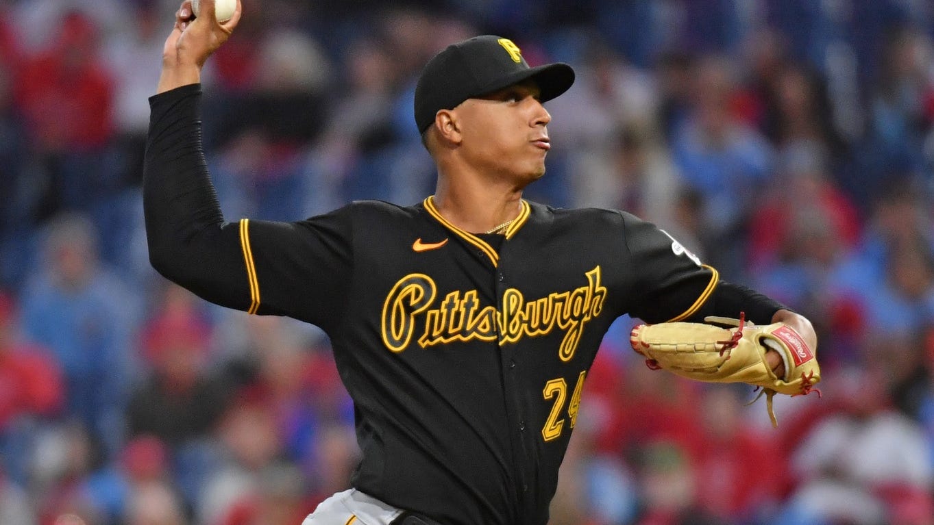 Starter Oviedo taking steps, will face live hitters this week
