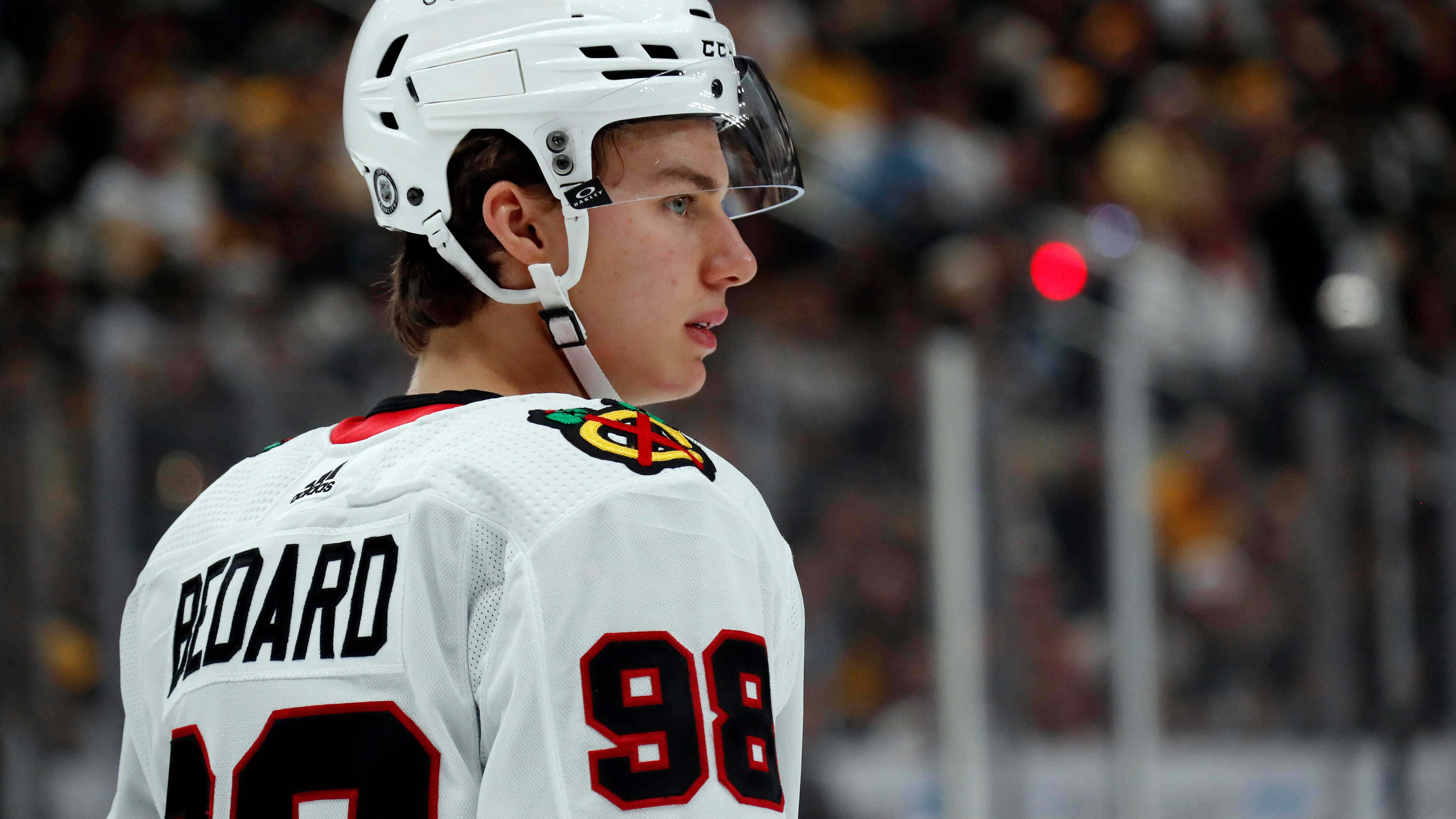 Connor Bedard records assist in NHL debut for Blackhawks