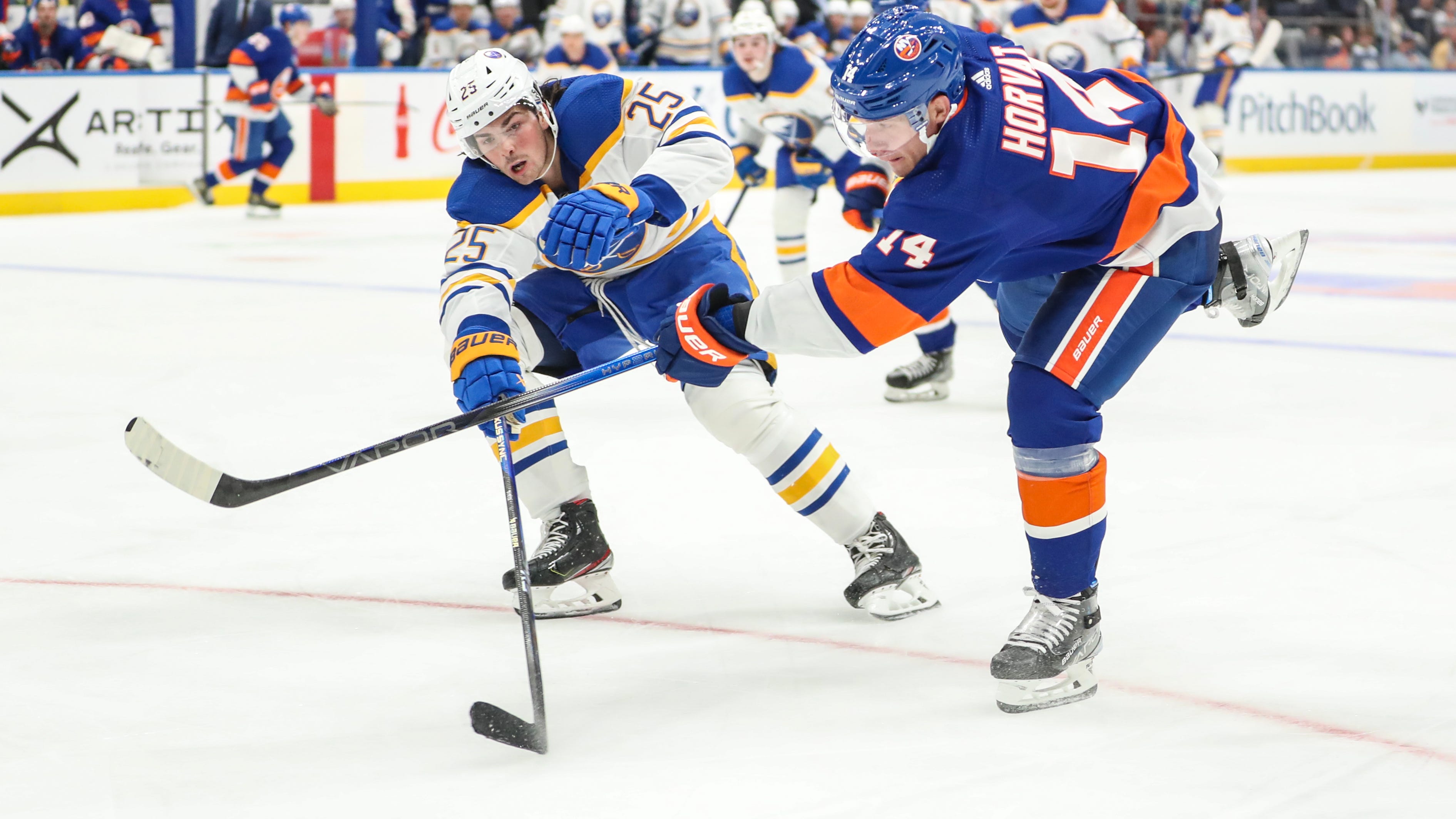 Sabres' comeback falls short against Islanders