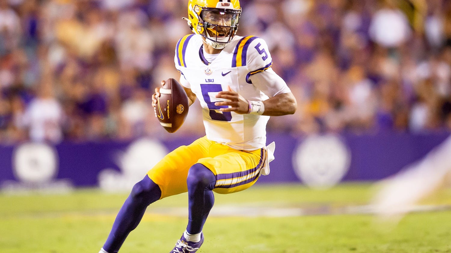 Some in Jayden Daniels' camp would reportedly ‘rather he not’ play for Patriots