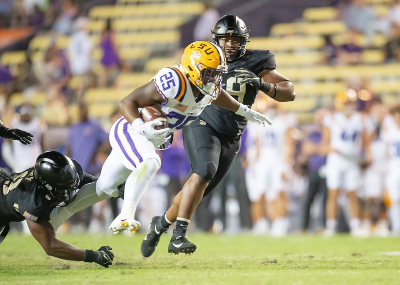 LSU running back Trey Holly