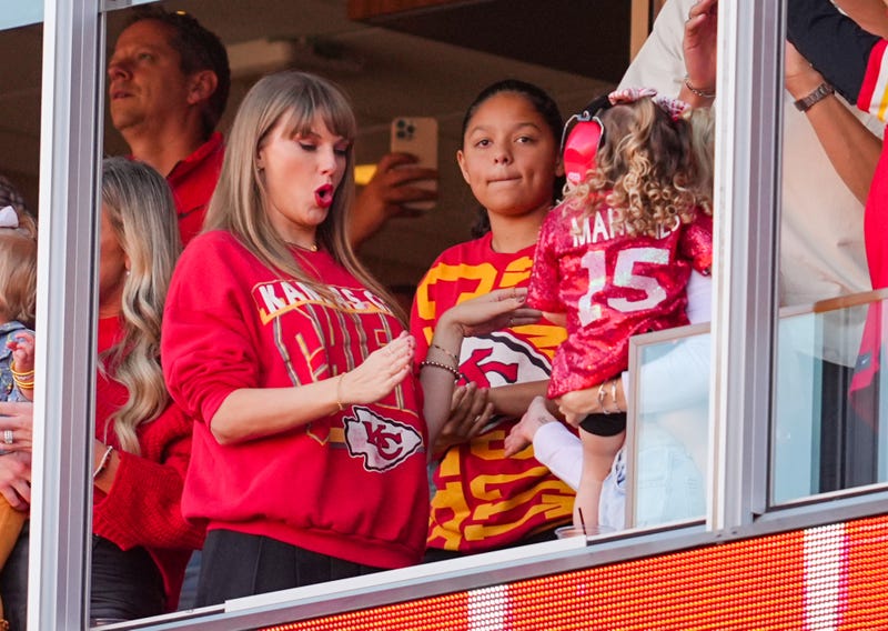 Recording artist Taylor Swift dances after a Kansas City Chiefs touchdown