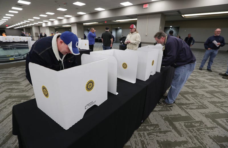 UAW workers voting on contract in Louisville, Ky.