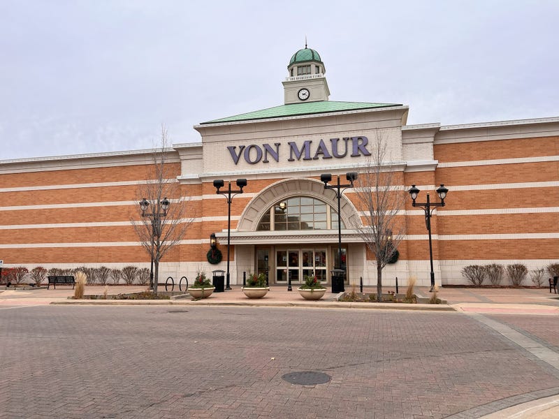 Von Maur store