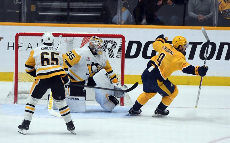 Nashville celebrates win over Penguins