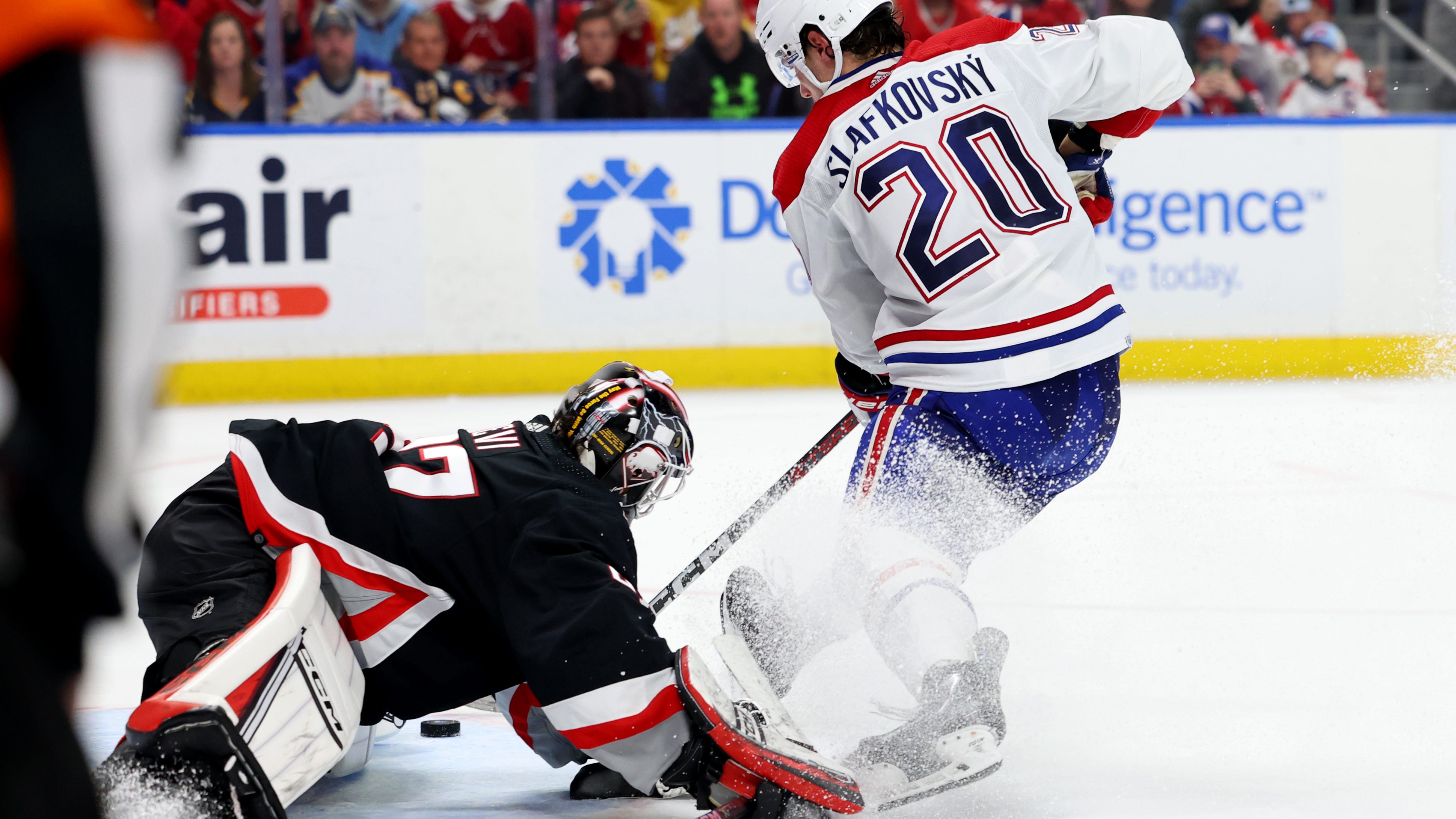 Canadiens upend Sabres in shootout