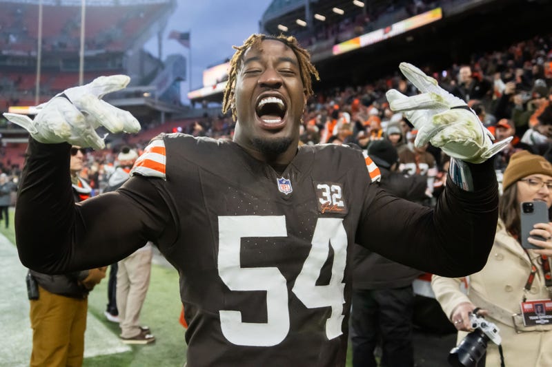 Browns Entertain Da Bears Sunday At The Stadium