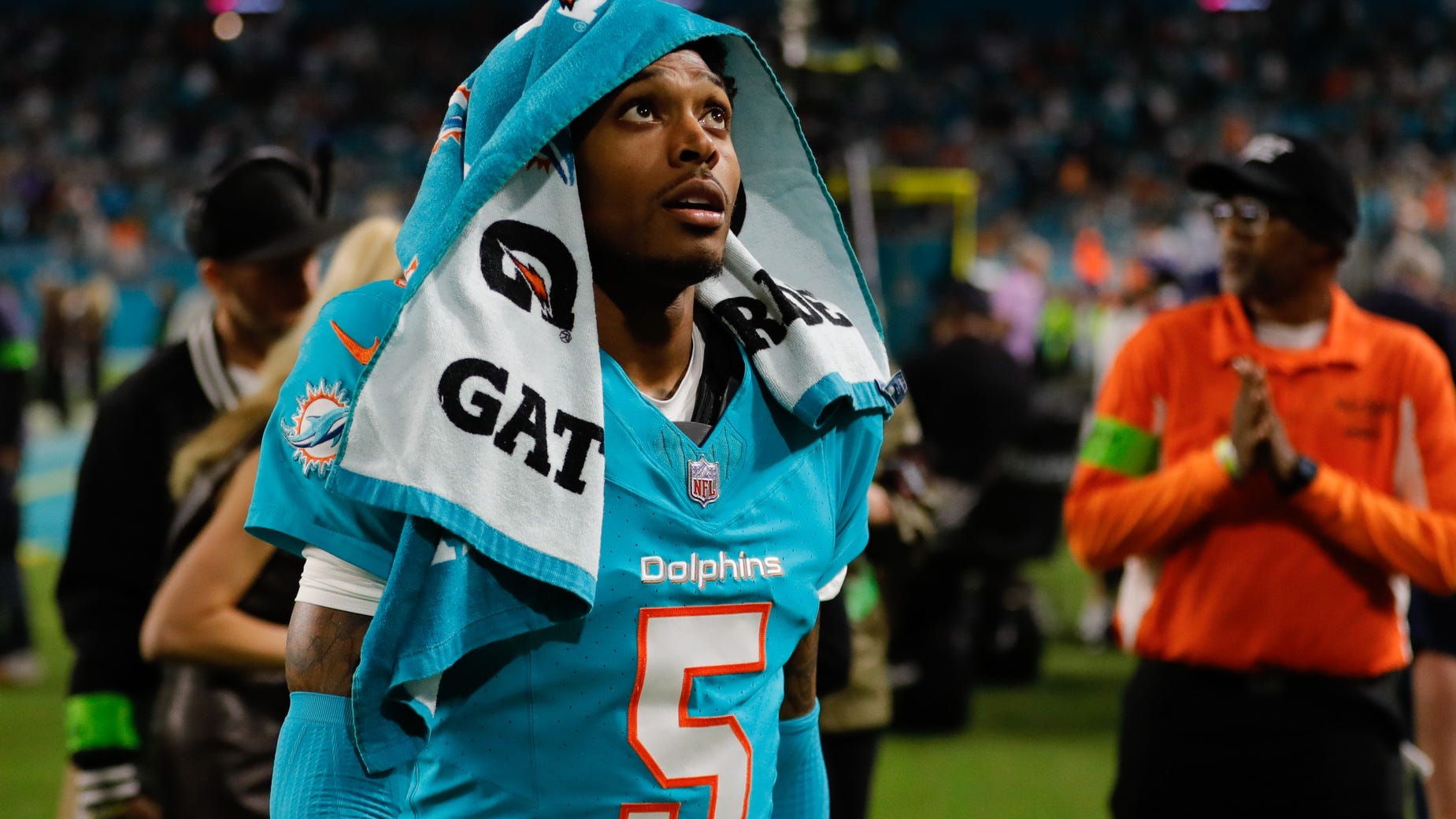 BREAKING: Steelers land CB Jalen Ramsey in deal with Miami