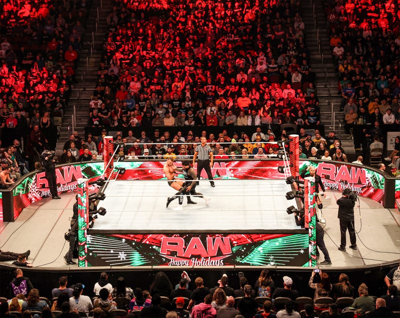 WWE Monday Night Raw