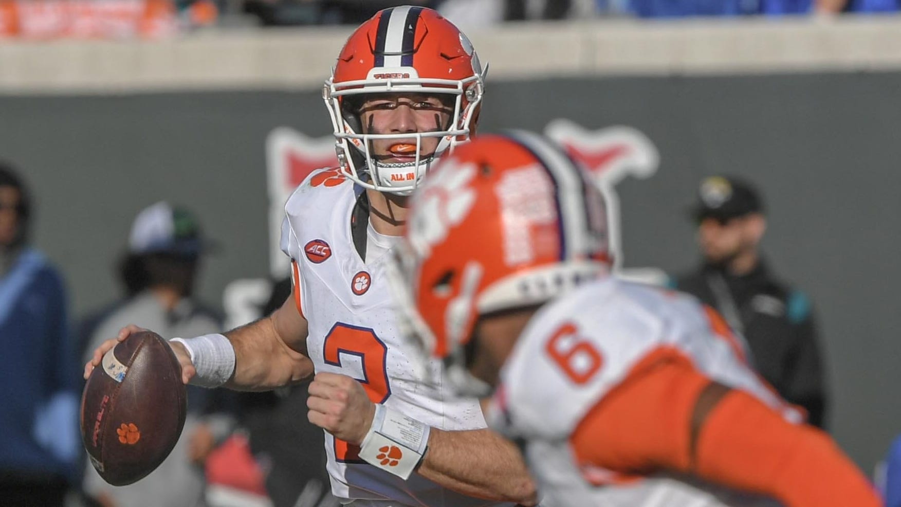 #14 Clemson Tigers at #1 Georgia Bulldogs Week 1 Preview: Best Bet, Odds & Prediction | BetQL