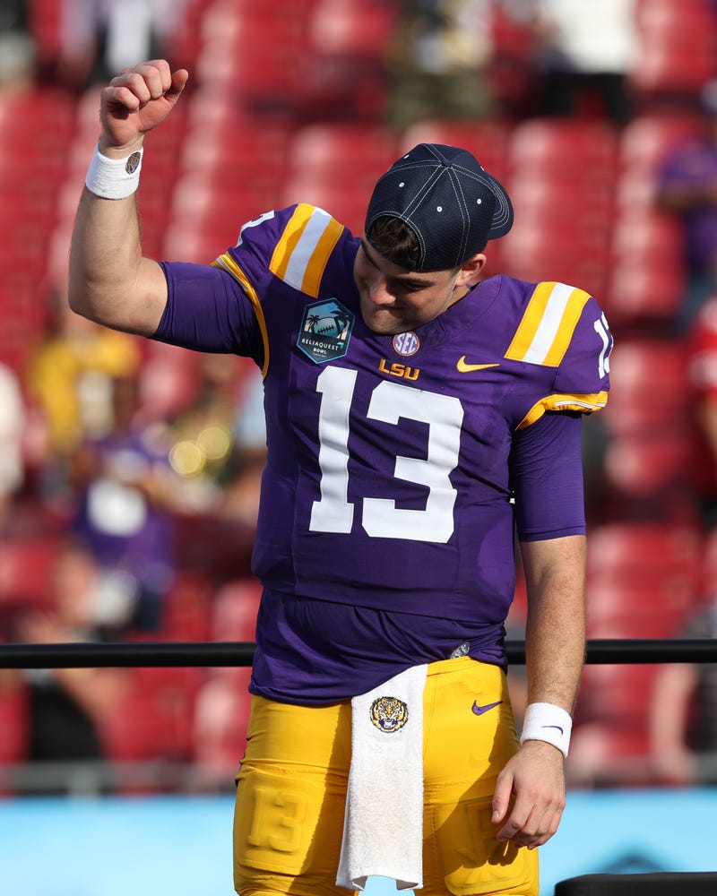 LSU Tigers quarterback Garrett Nussmeier