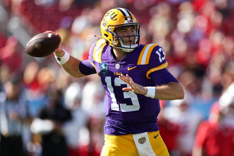 LSU Tigers quarterback Garrett Nussmeier (13) throws a pass against the Wisconsin Badgers