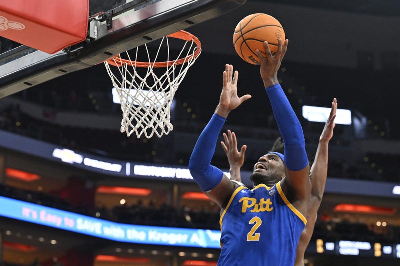 Blake Hinson layup against Louisville