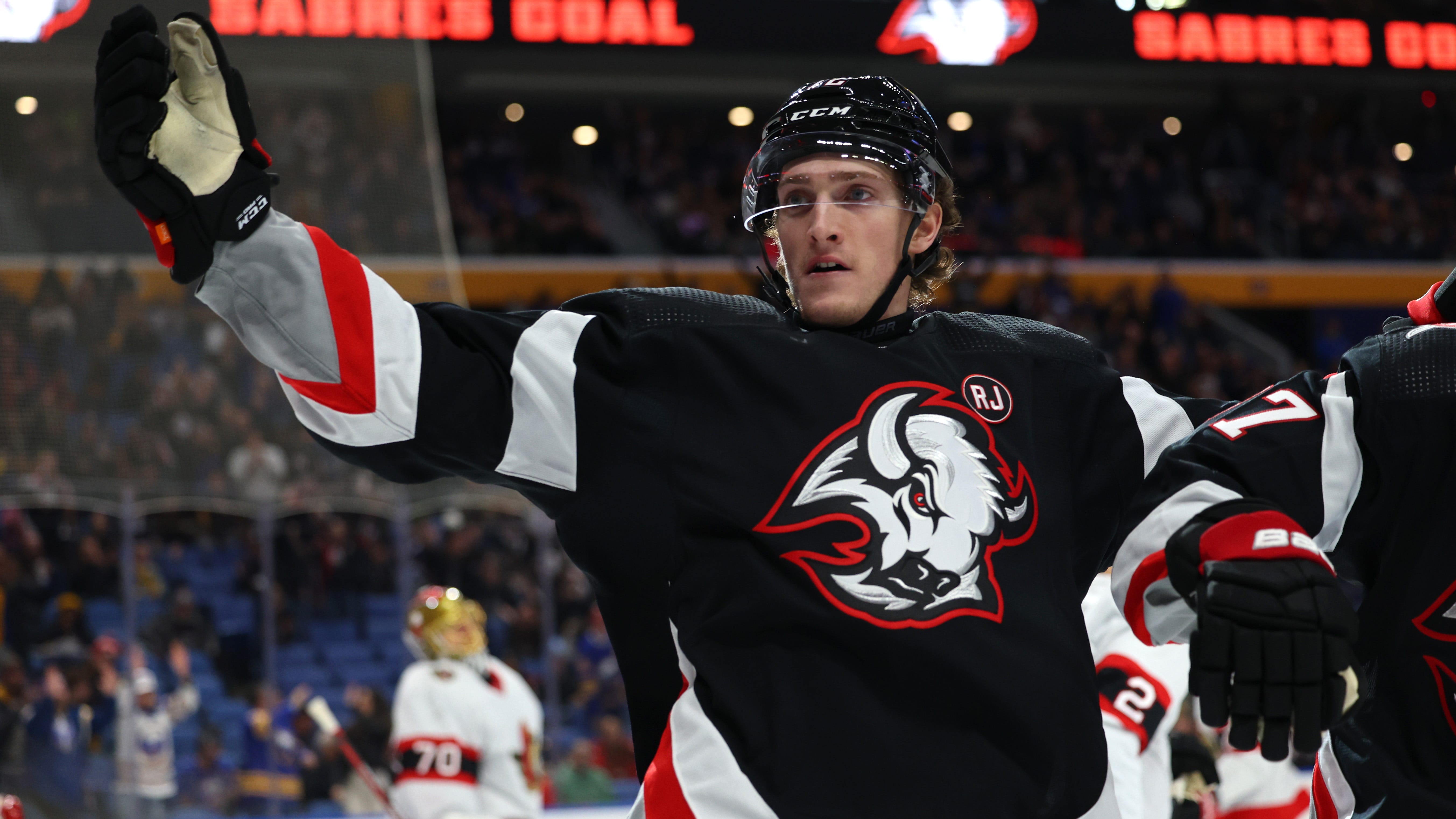 Sabres hold off Senators for two-goal victory