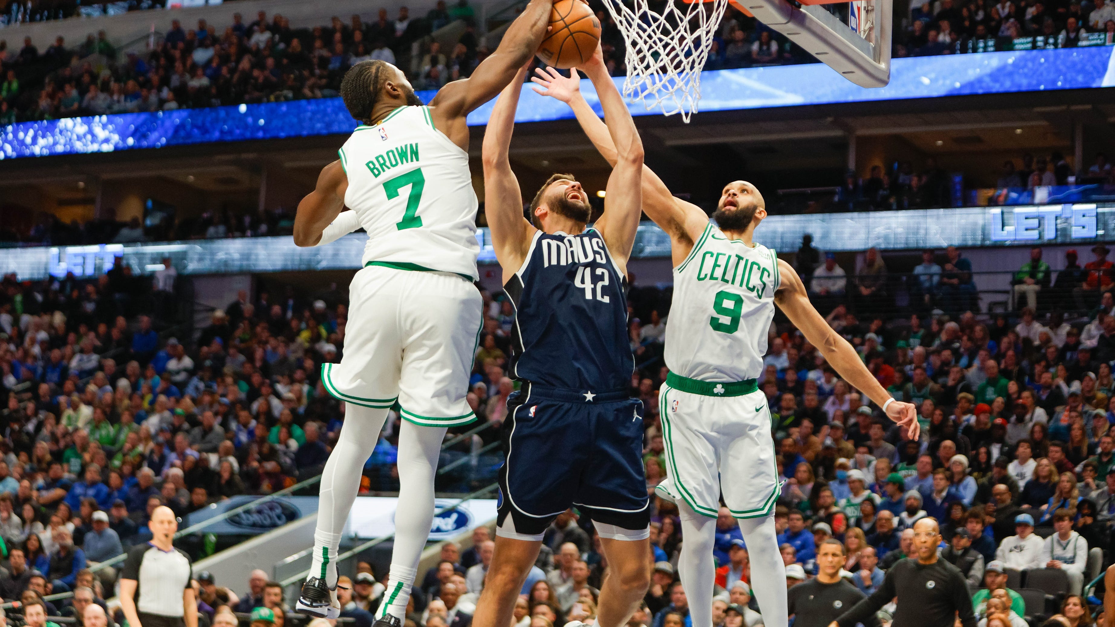 Celtics notebook: Jaylen Brown deserves his respect on the defensive end