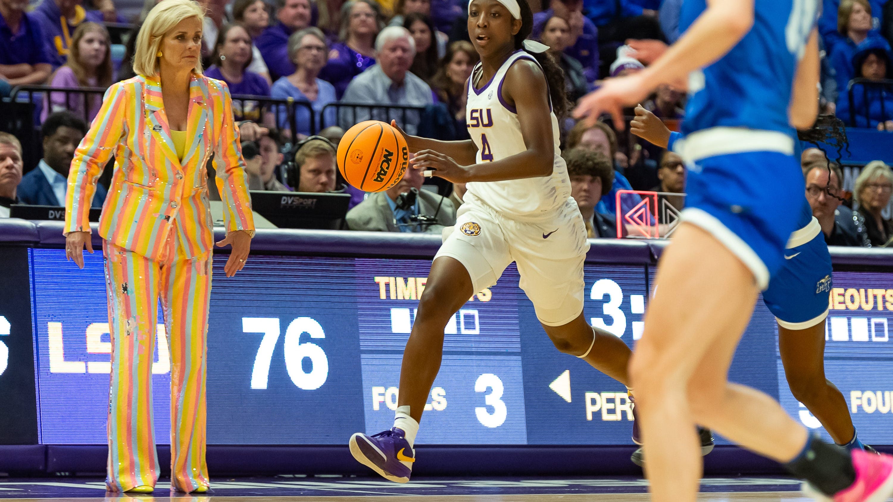 LSU’s second half run shows what the Lady Tigers are capable of