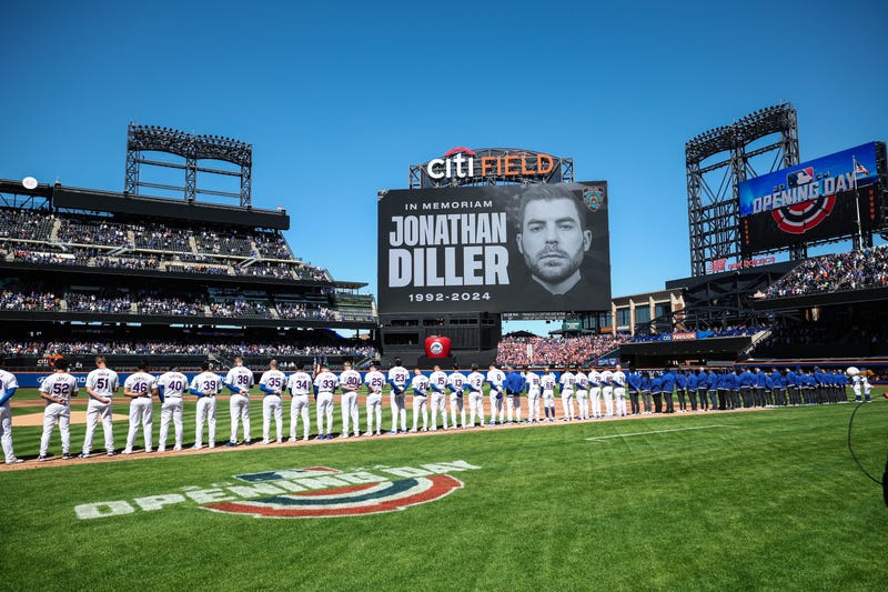 Mets pay tribute to fallen NYPD Officer Jonathan Diller.