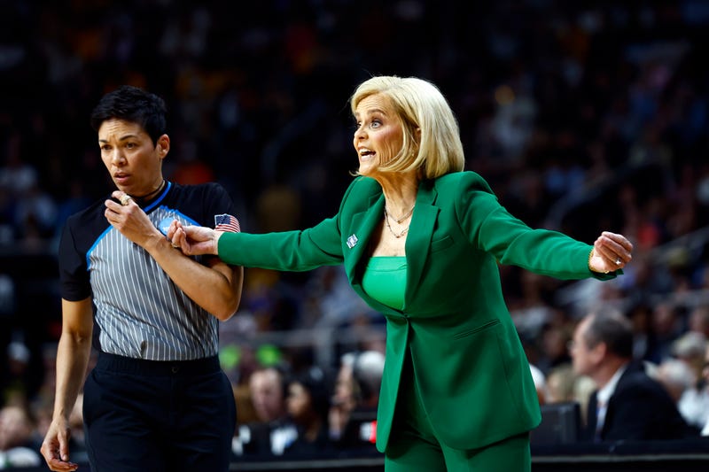 LSU Lady Tigers coach Kim Mulkey