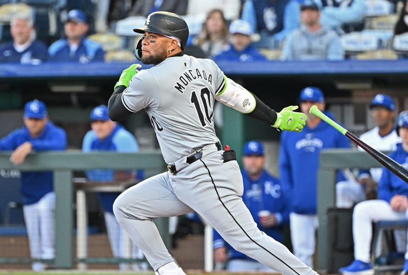 White Sox infielder Yoan Moncada