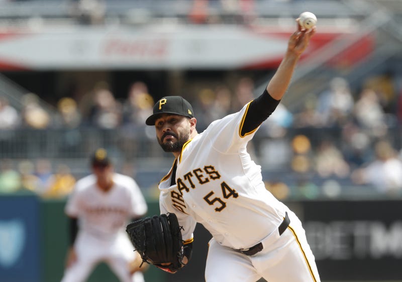 Martin Perez throwing