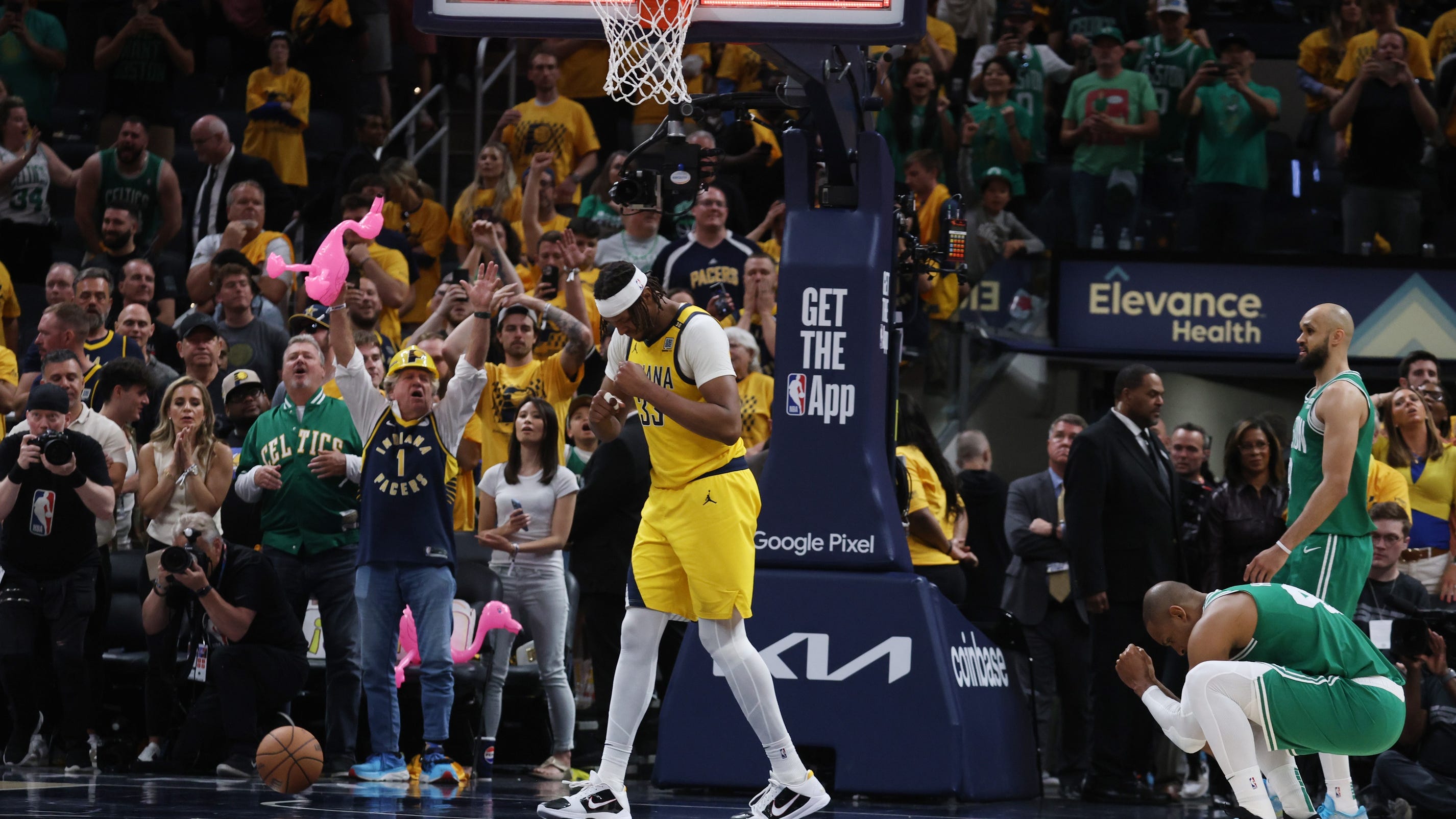How Al Horford continues to provide for the Celtics