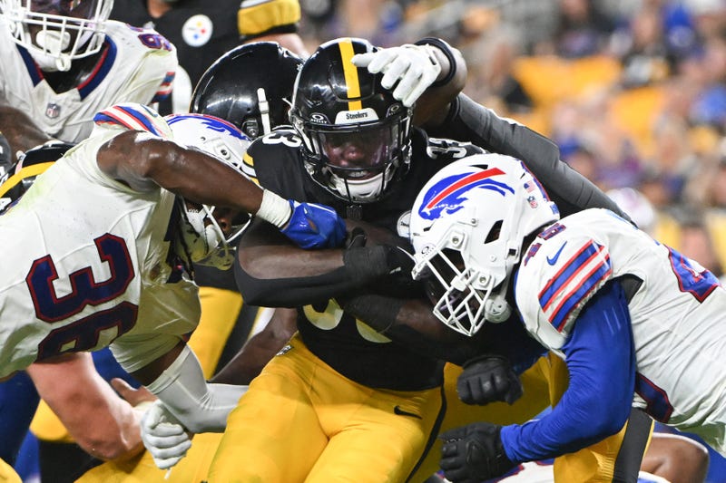 Aaron Shampklin running vs Buffalo