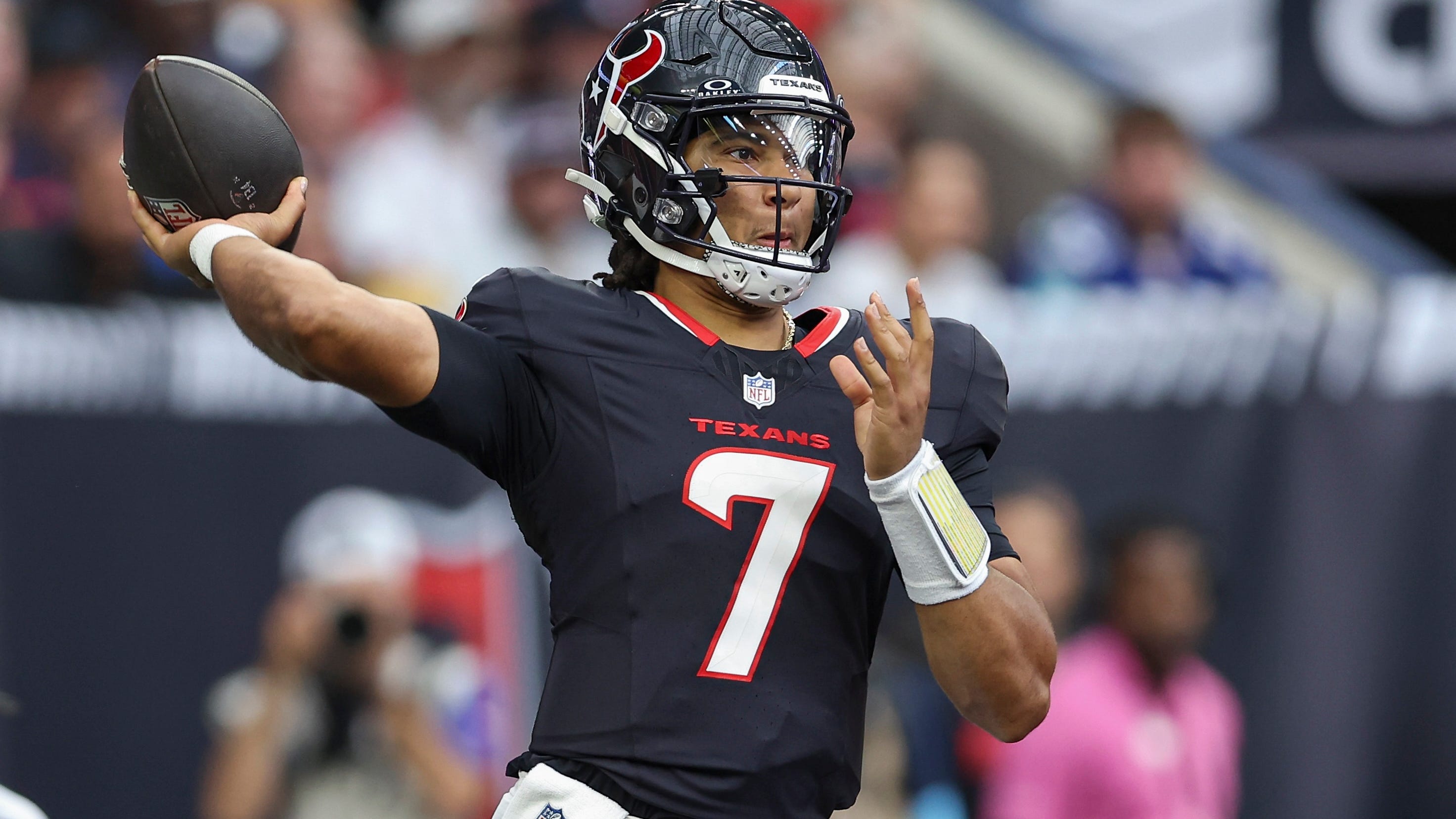 NFL Week 1 Expert Betting Picks: Texans, Lions, and Jets Primed for Strong Starts | BetQL