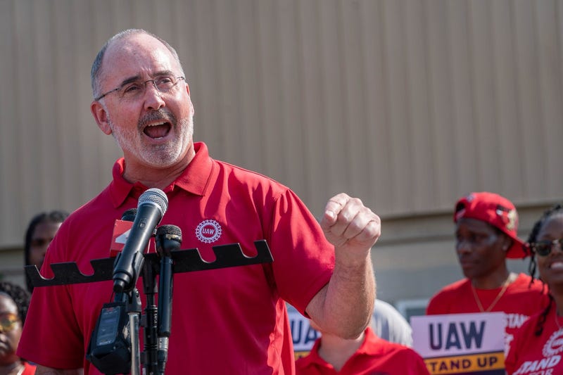 UAW President Shawn Fain, UAW local leaders and workers rally