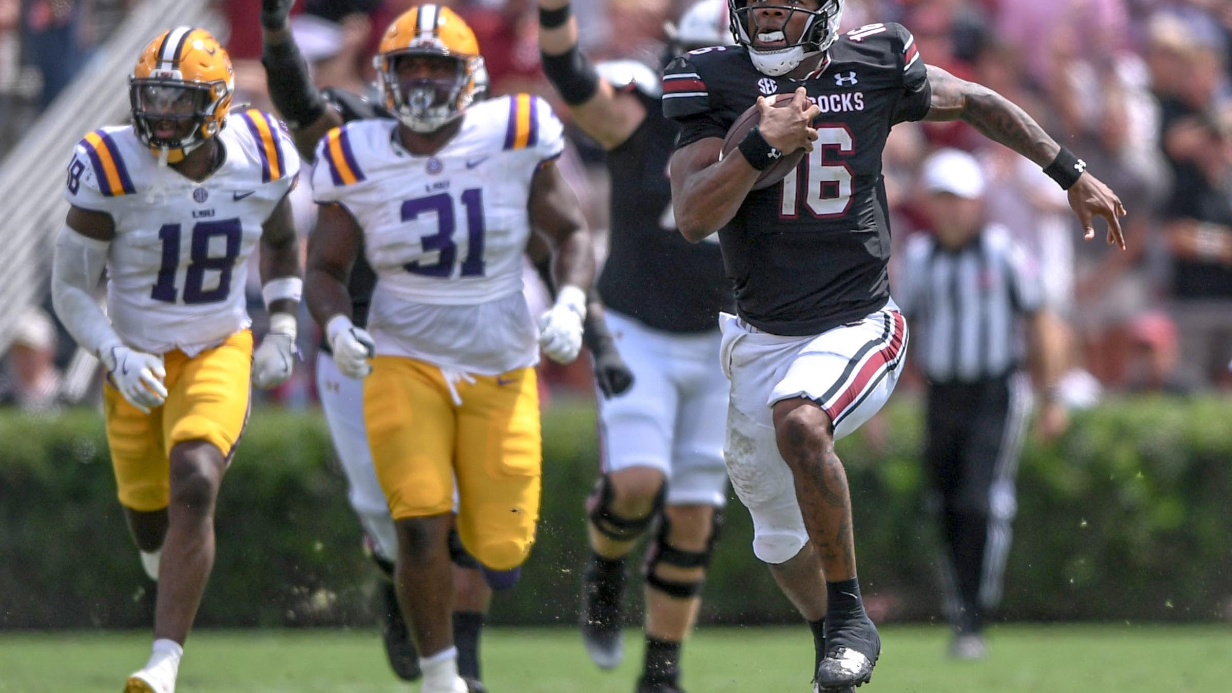 LSU hoping experience on defense can help stop a running QB