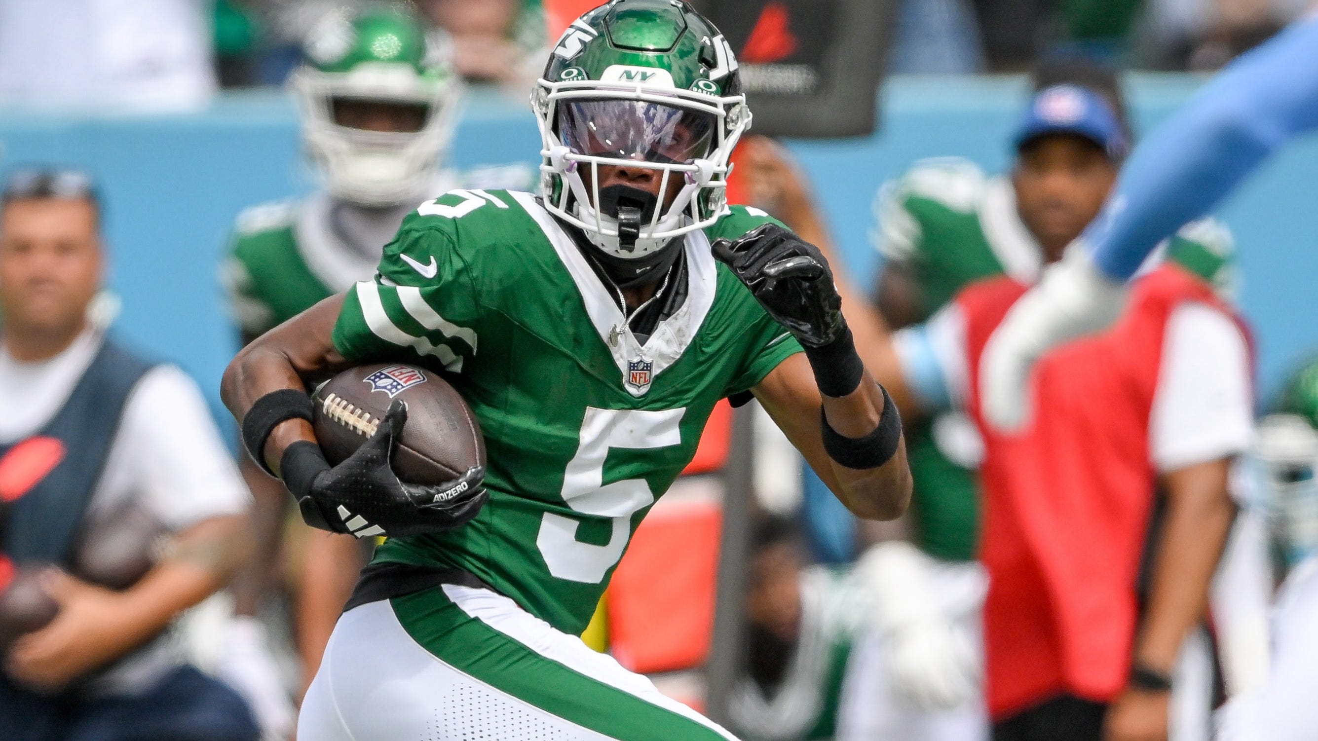 Thursday Night Football Week 3 Betting Prop Picks: Patriots at Jets | BetQL