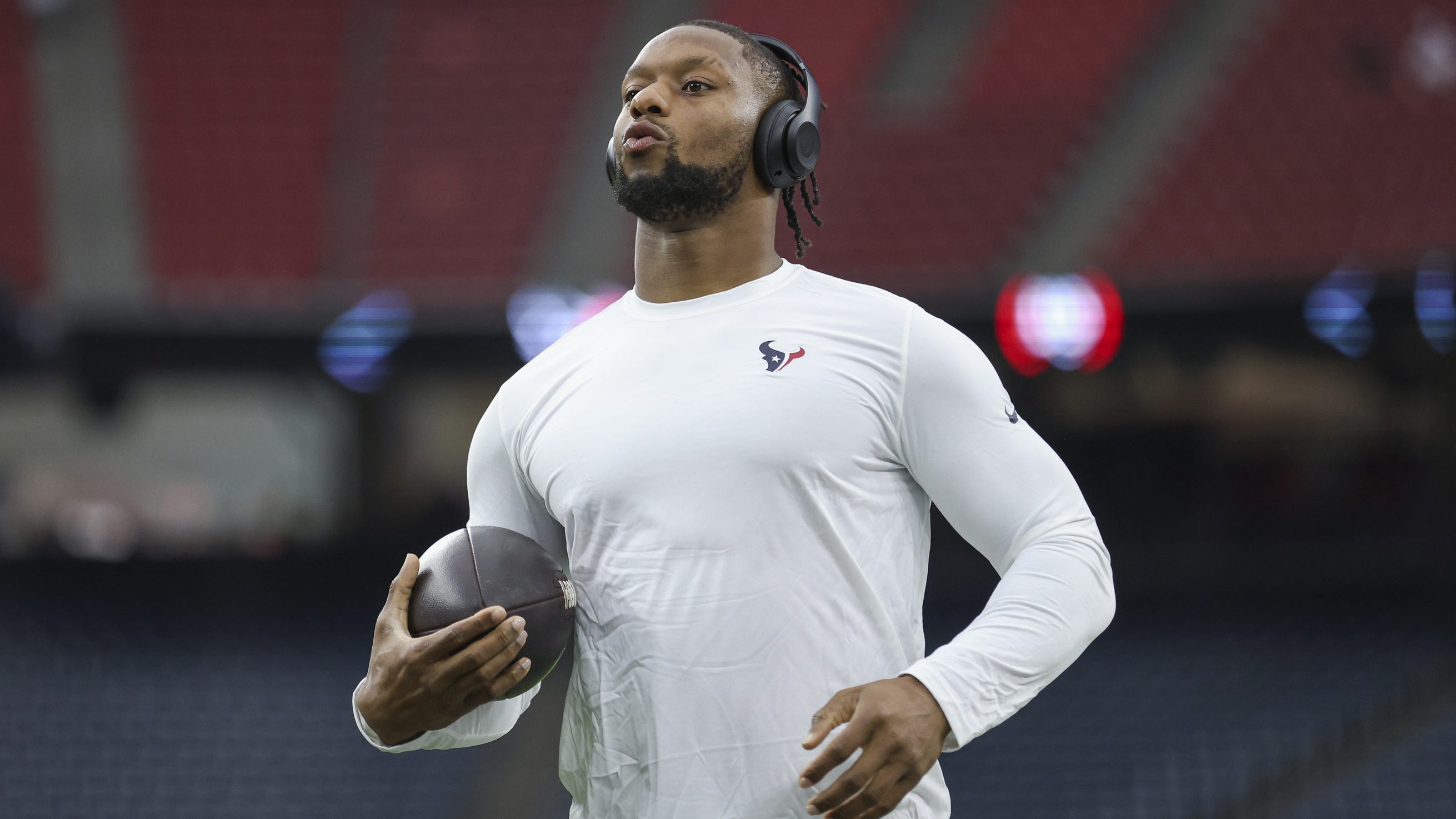 Texans top RB Joe Mixon ruled out against Bills for third straight game