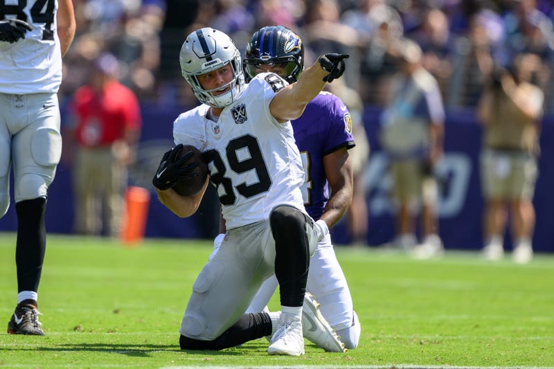 Las Vegas Raiders tight end Brock Bowers (89) reacts after a play during the first half against the Baltimore Ravens at M&T Bank Stadium.
