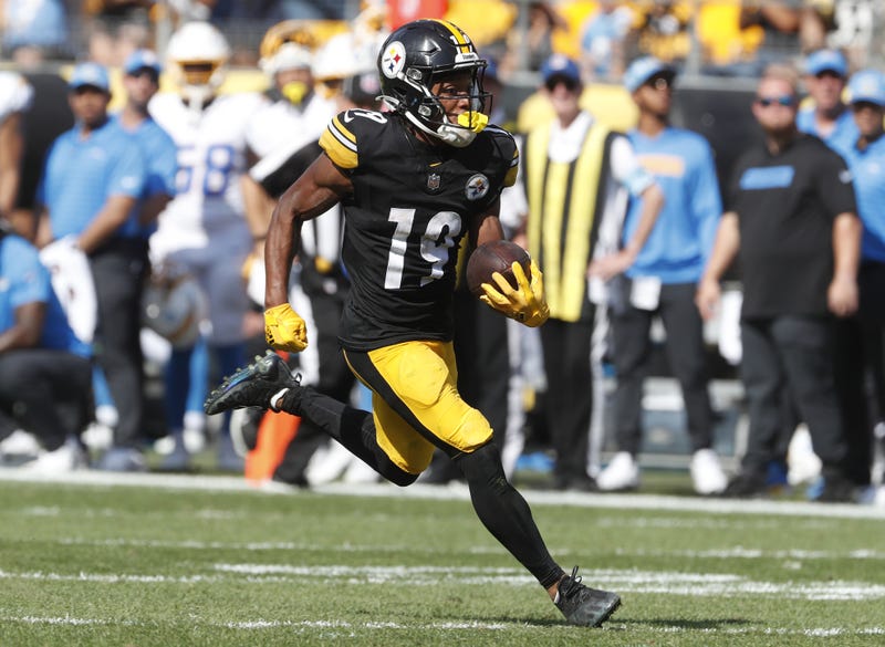 Calvin Austin runs for TD v Chargers