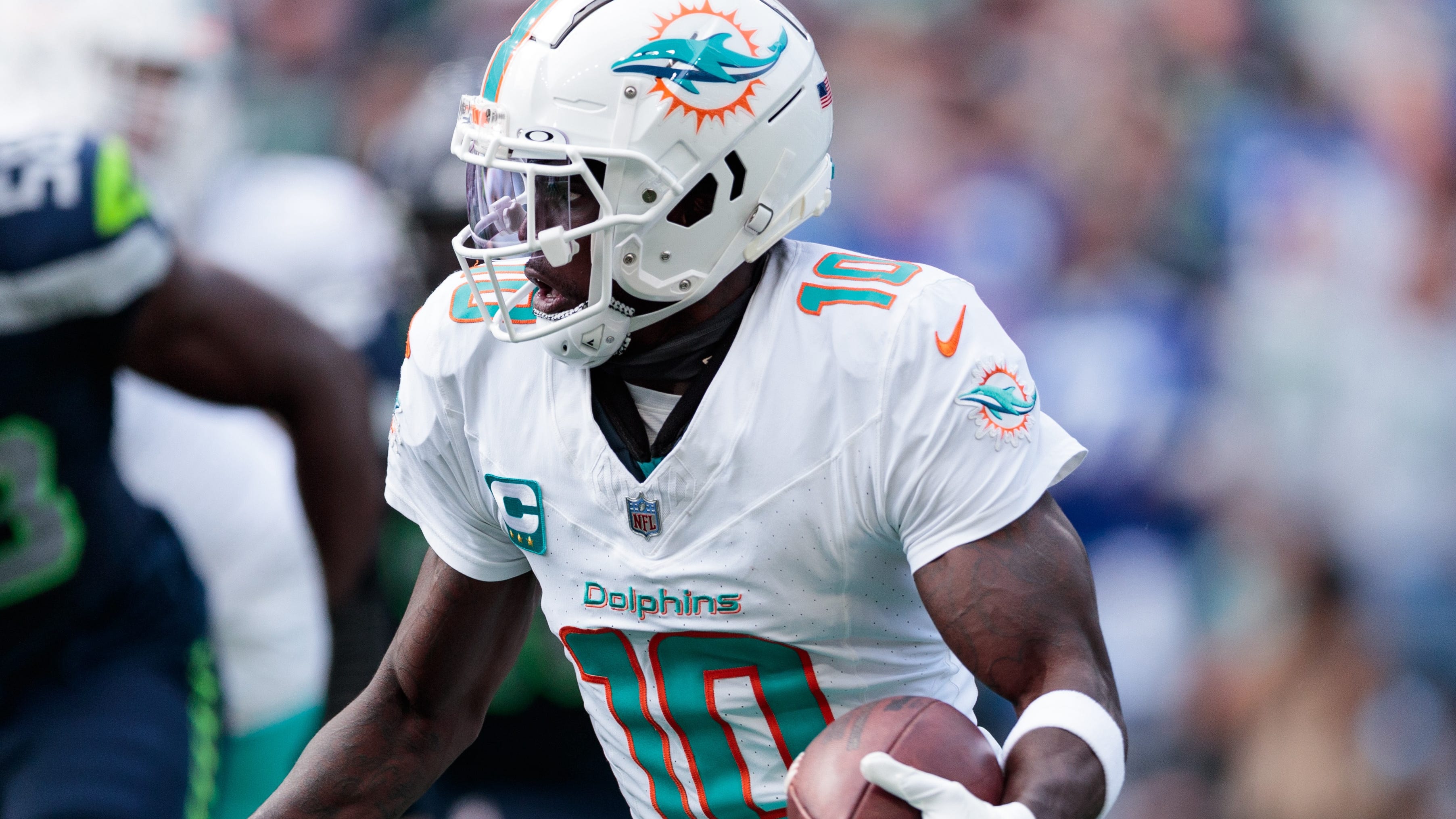 NFL Week 4 MNF Player Prop Picks: Dolphins vs. Titans & Lions vs. Seahawks | BetQL