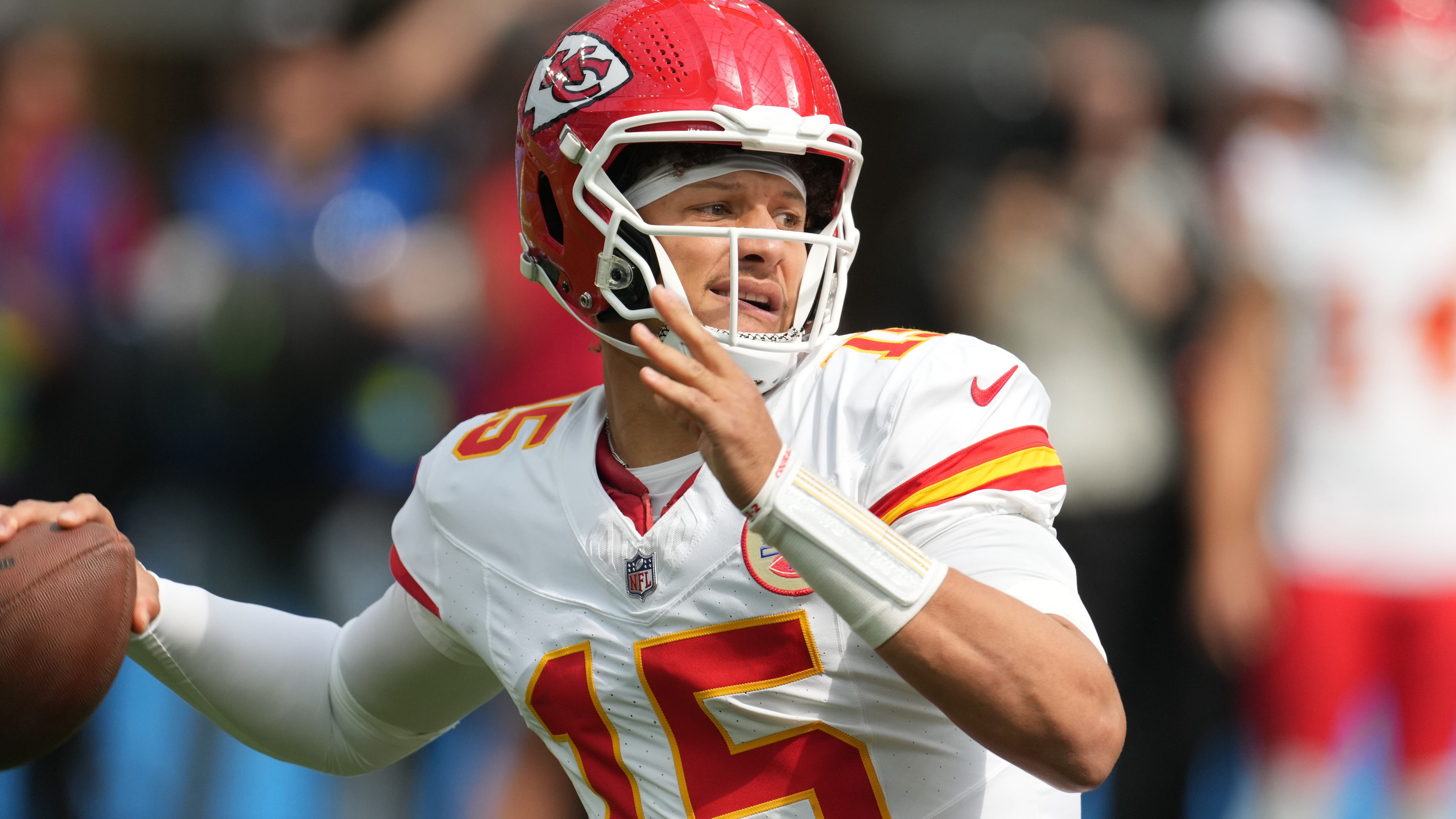 Patrick Mahomes Becomes NFL MVP Frontrunner | BetQL