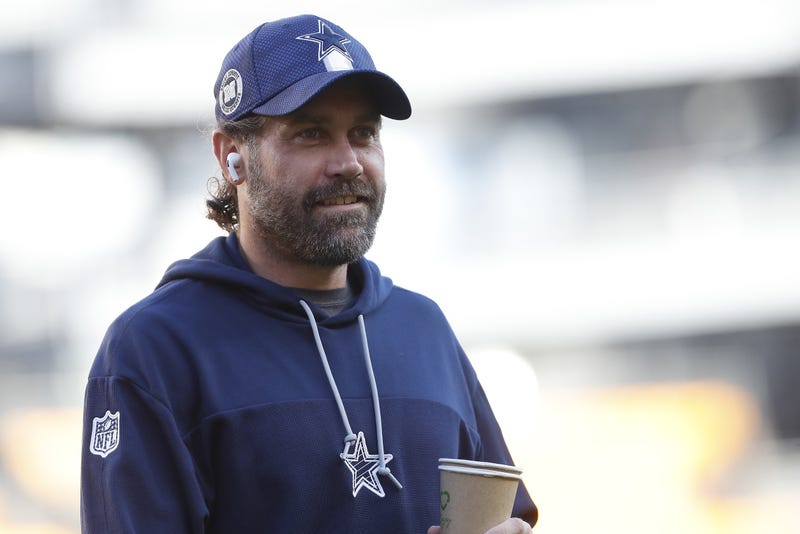 Scott McCurley coaching with Dallas